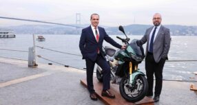 Dünyanın ilk ve tek hıza duyarlı kanatlarına sahip motosikleti Moto Guzzi ile Türkiye’de!